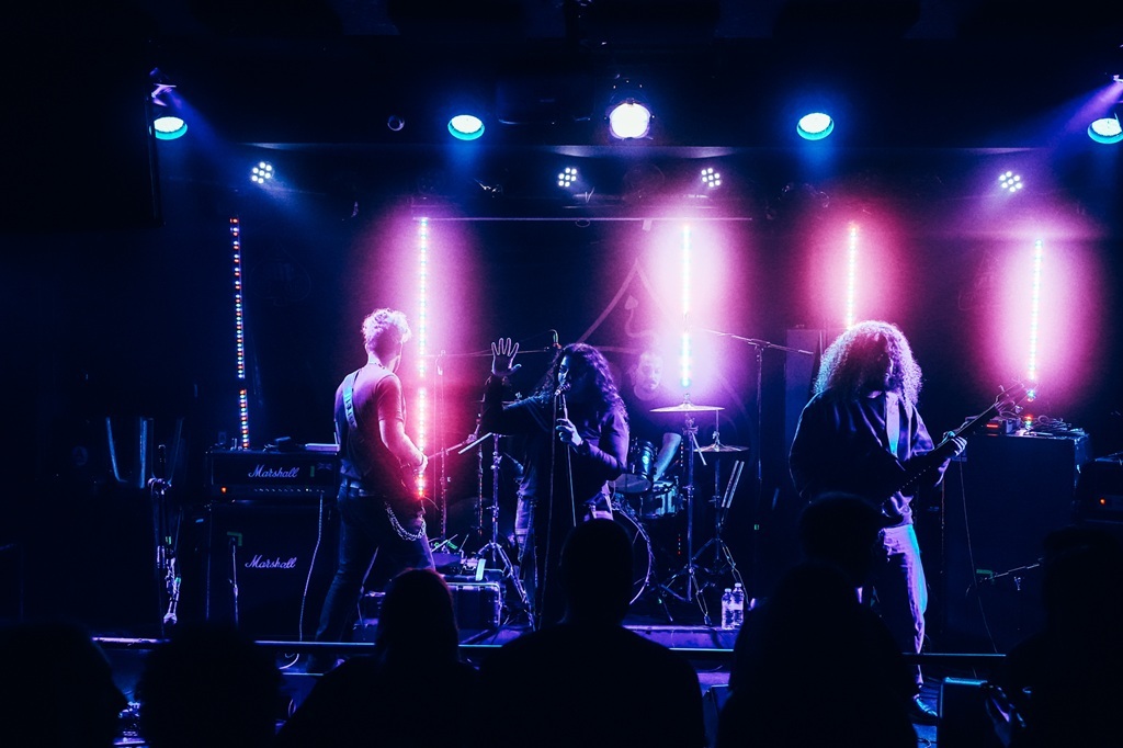 Yasmine_Mevoy-06045_s